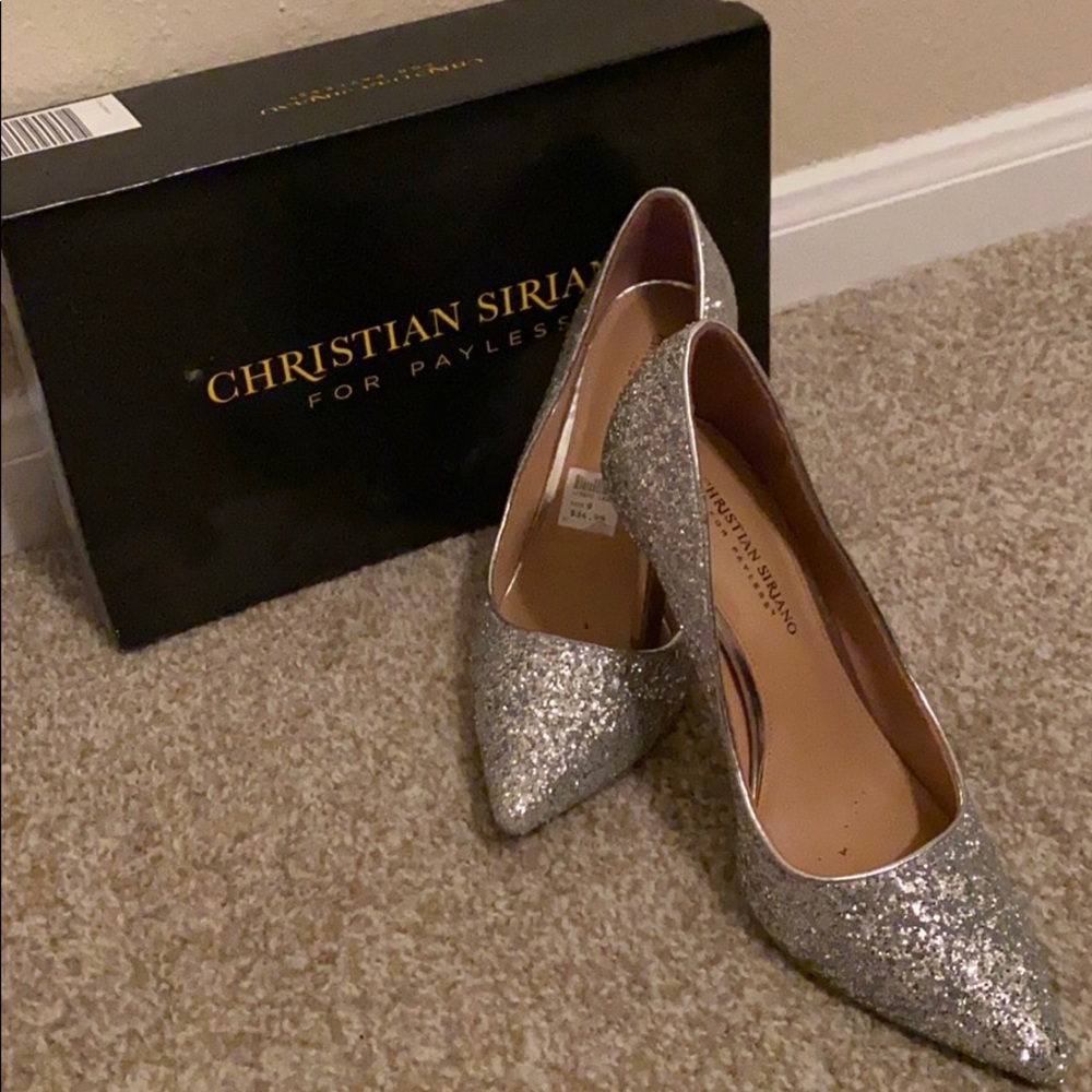 Dress shoes